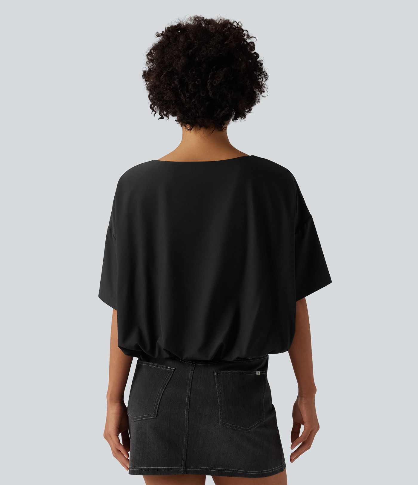 Izdržljiva vodoodbojna ležerna majica s okruglim izrezom, kratkim rukavima i balonastim rubom