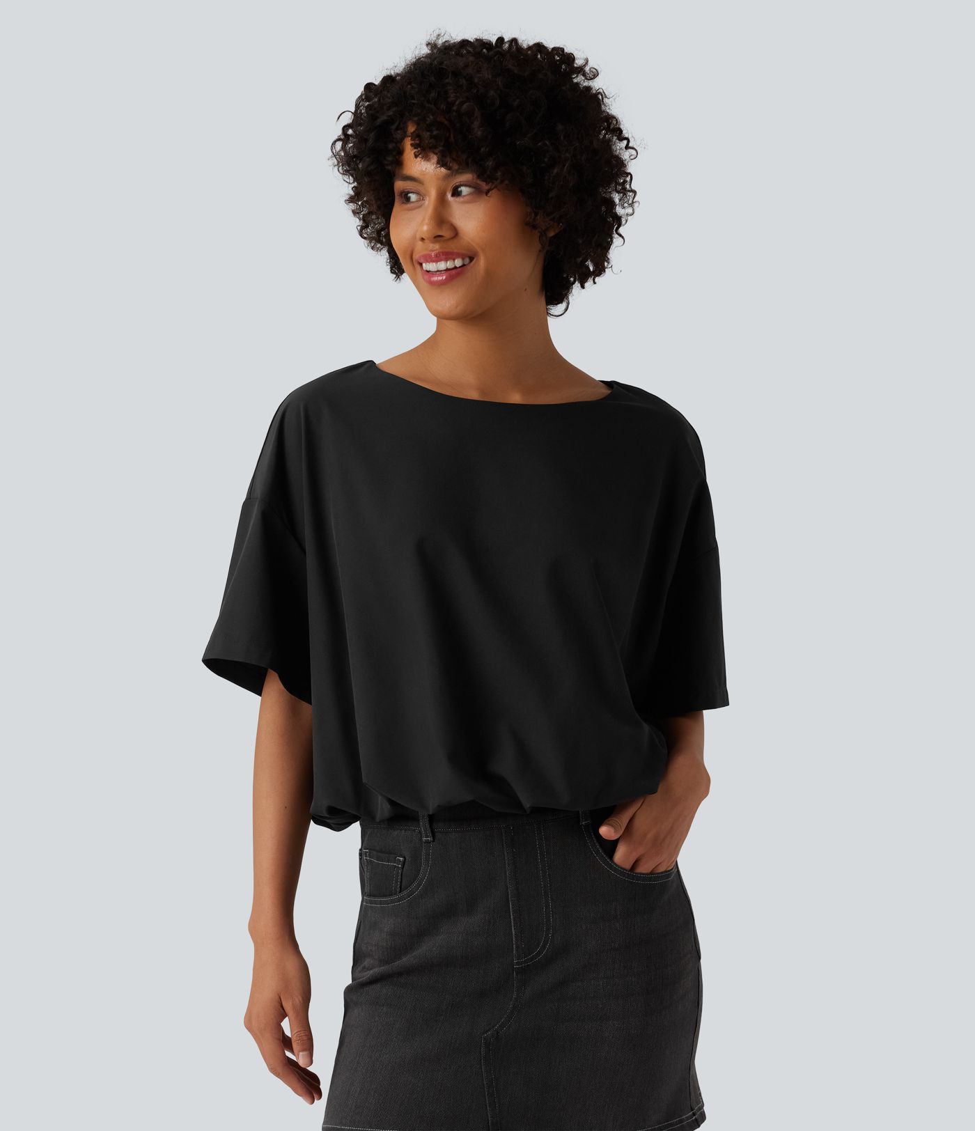 Izdržljiva vodoodbojna ležerna majica s okruglim izrezom, kratkim rukavima i balonastim rubom