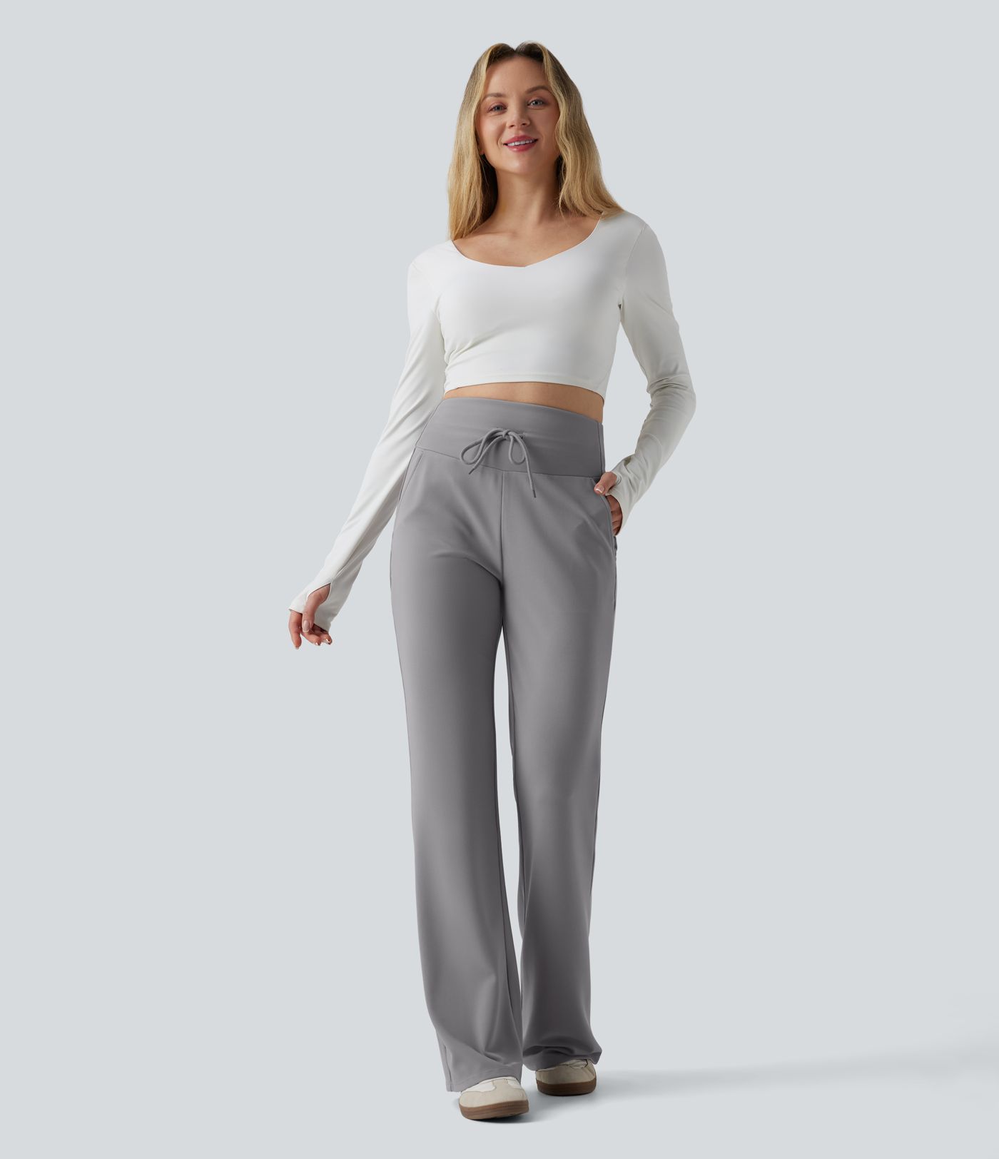 Lässige Flare-Hose mit hohem Bund, Seitentaschen, Bauchkontrolle, Kordelzug und Waffelstruktur