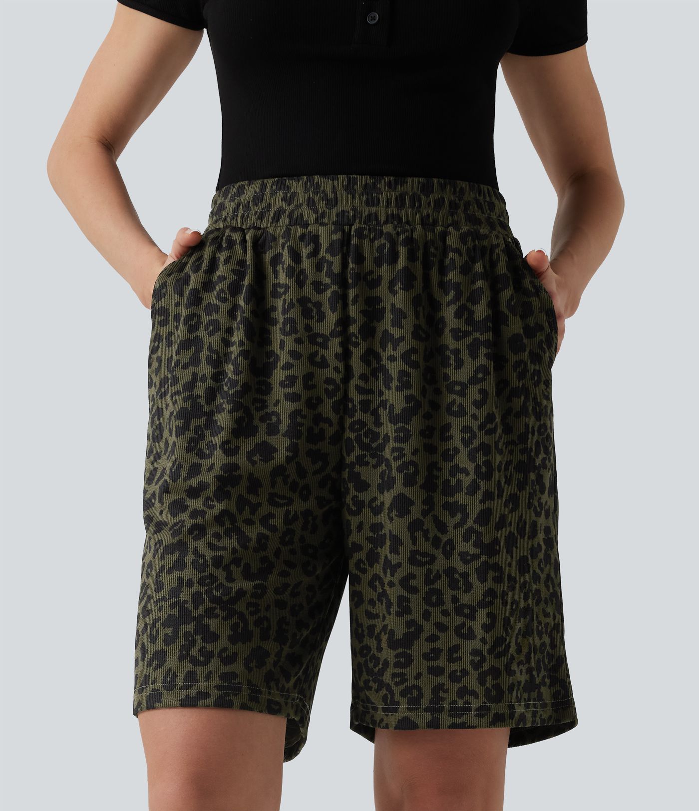 High Waisted Leopard Print Casual Bermuda Shorts with Pockets High Waisted Leopard Print Casual Bermuda Shorts with Pockets