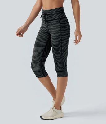 Pedal-Pusher-Yoga-Leggings mit hohem Bund, Seitentaschen, Kordelzug und Streifen