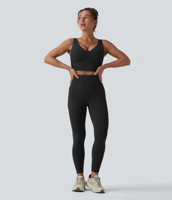 Halara UltraSculpt™ treniruotėms skirta sportinė liemenėlė su V formos iškirpte, vidutinės atramos ir pakėlimo efektas — kaušeliai D/DD/DDD/F