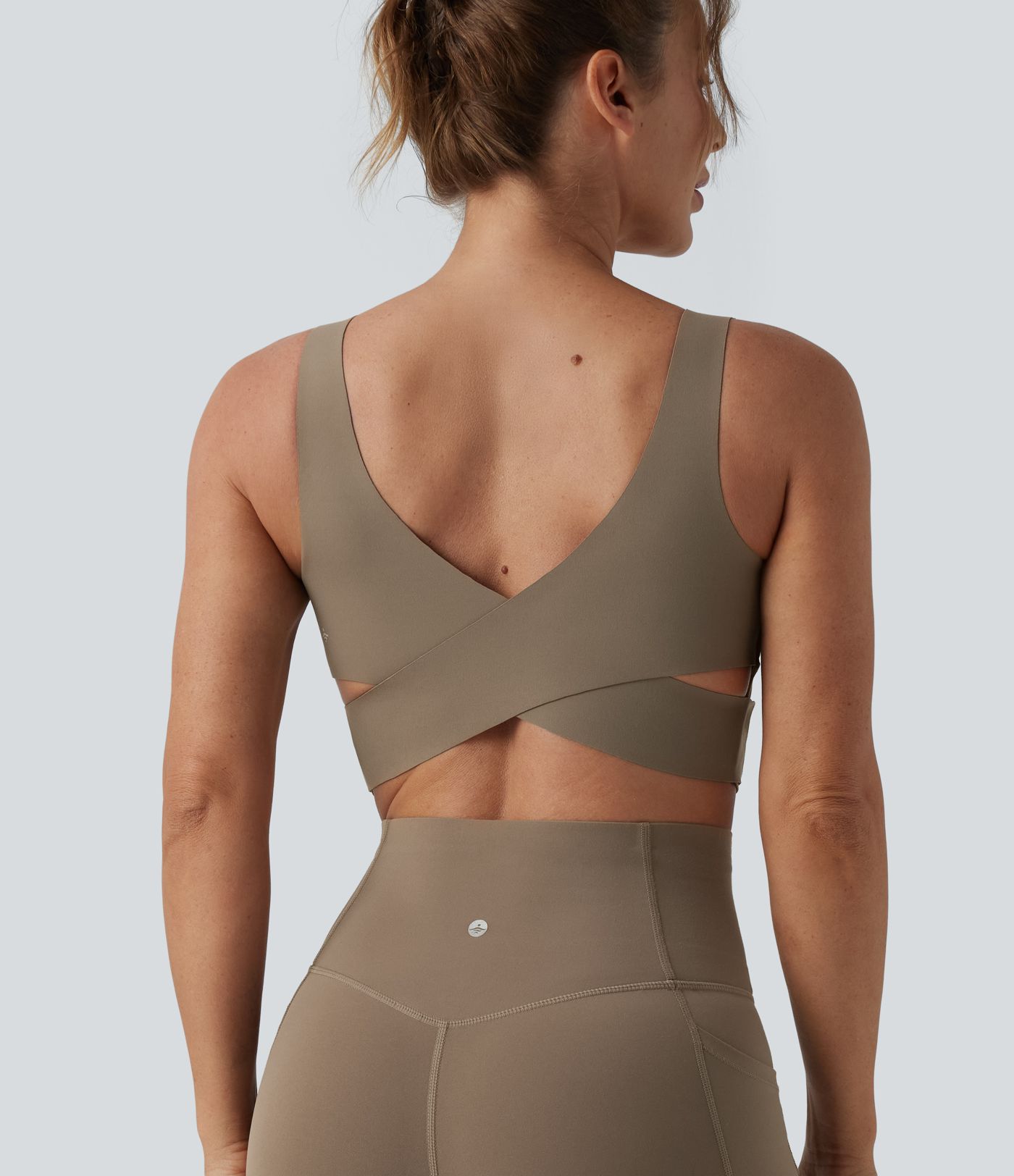 Halara UltraSculpt™ Medium Support V Neck Push-Up Training Sports Bra-D/DD/DDD/F Cups