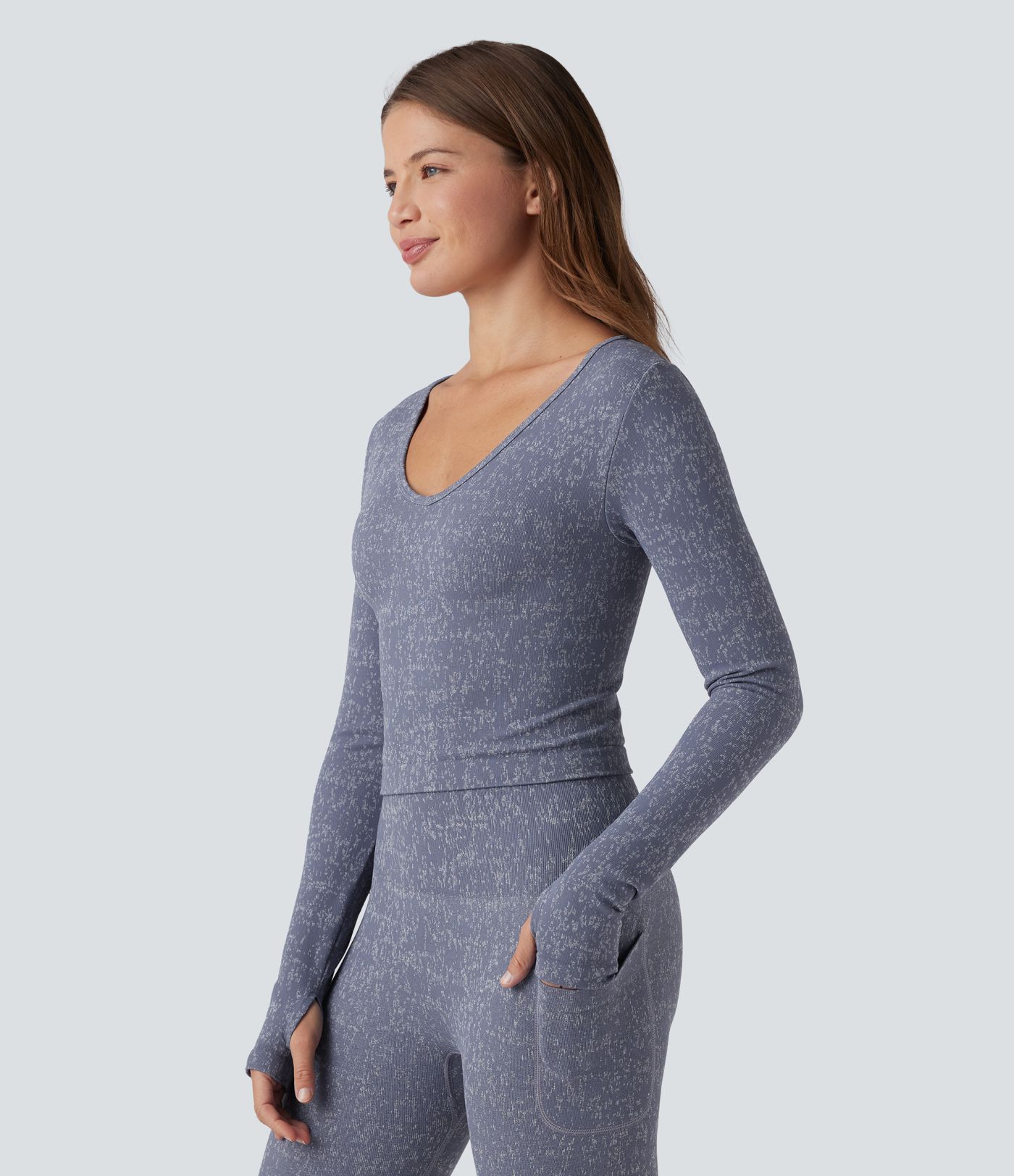 OneForm - Kurzes Yoga-Sport-Top mit V-Ausschnitt, langen Ärmeln, Daumenlöchern und nahtlosem Flow