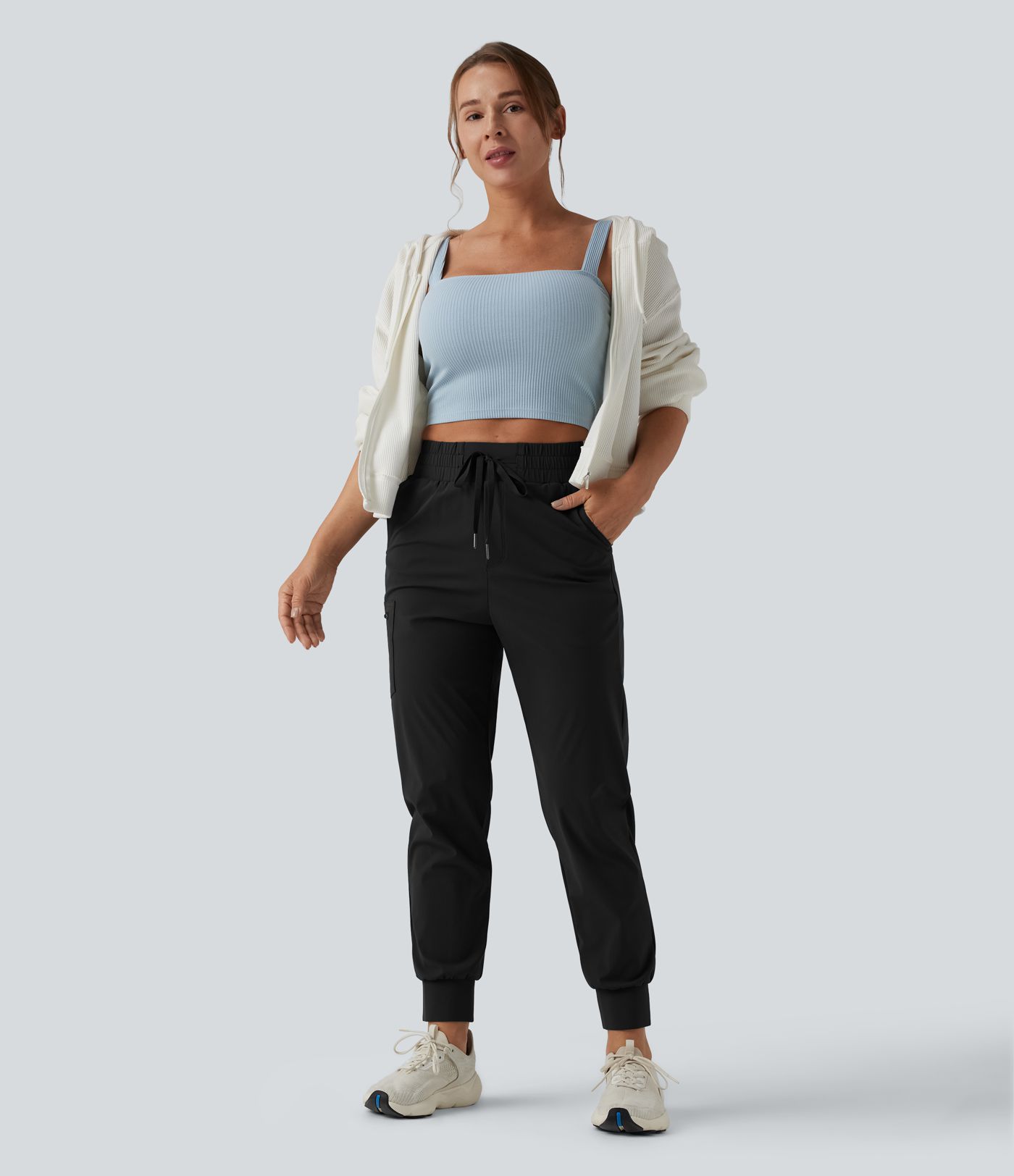 Jogginghose mit mittelhohem Bund, Kordelzug und Taschen