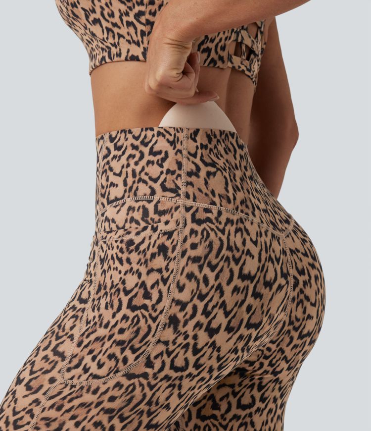 Halara UltraSculpt™ - Leggings mit hohem Bund, Seitentaschen, Bauchkontrolle und Leopardenmuster - Po-Lifting
