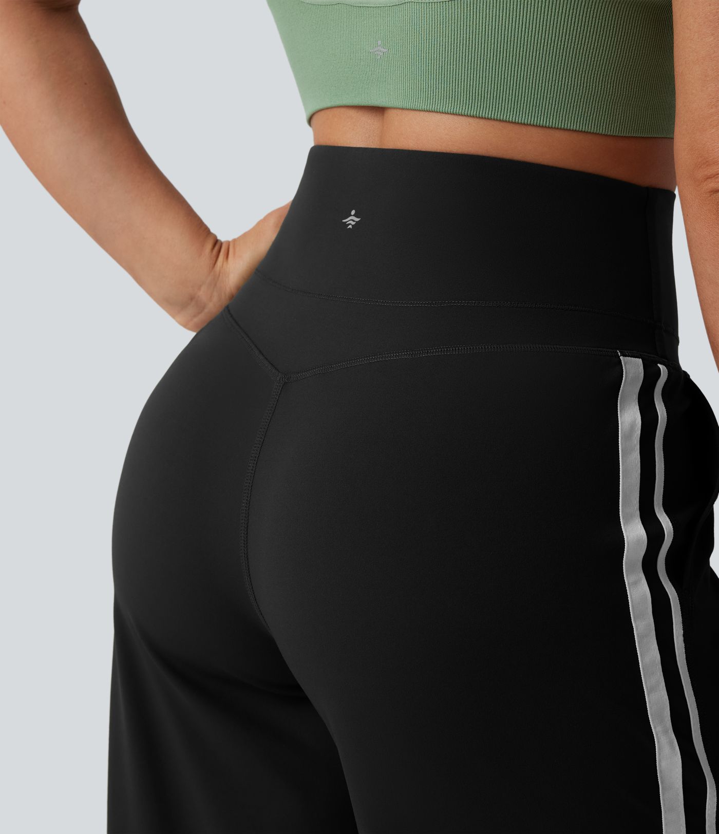 Halara UltraSculpt™ High Waisted Tummy Control Color Block Stripes Yoga Baggy Pants with Pockets