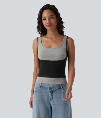 Litablokkaður afslappaður ermalaus toppur