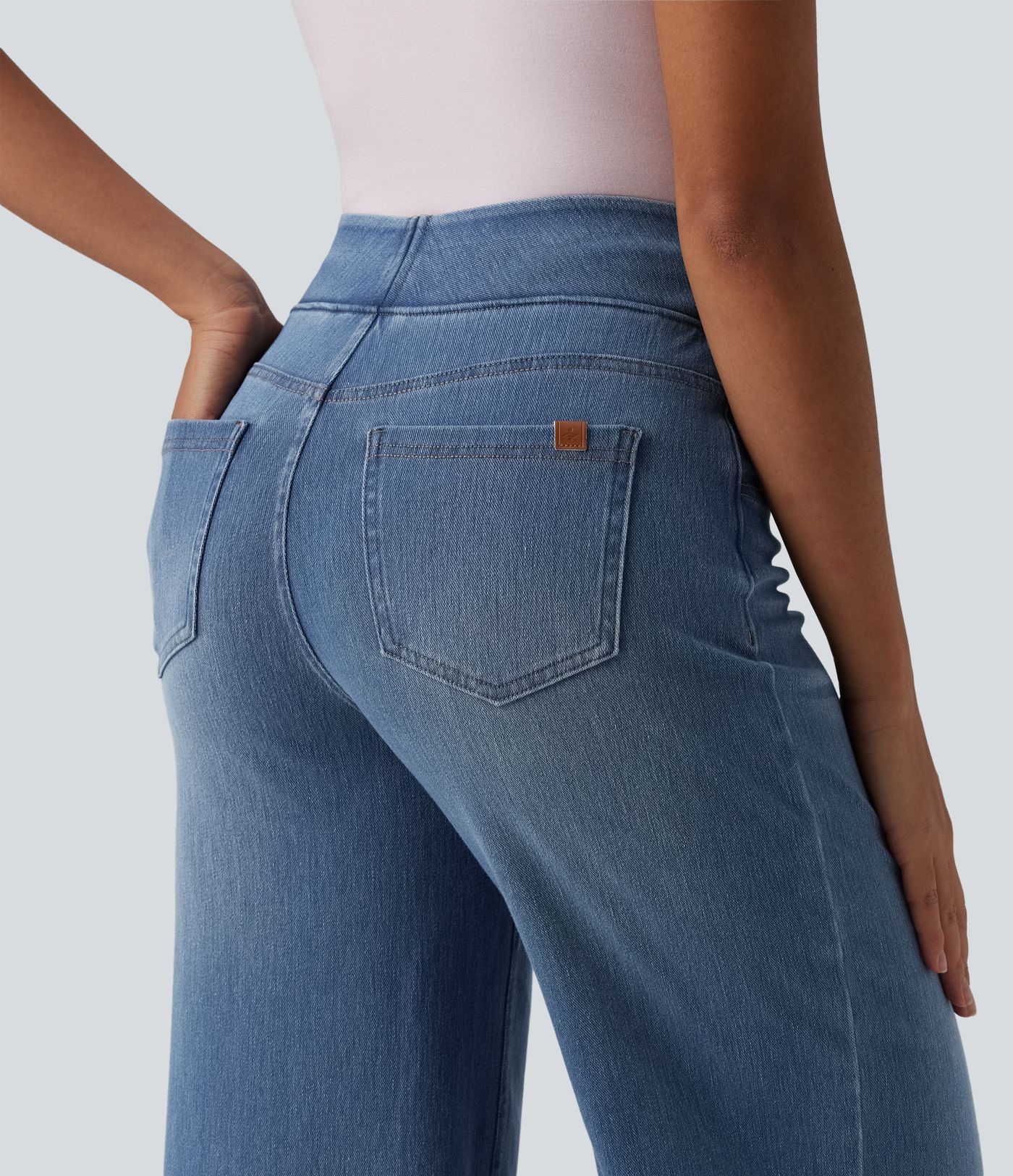 Halara Flex™ jean décontracté taille haute à effet ventre plat, coupe large, avec poches