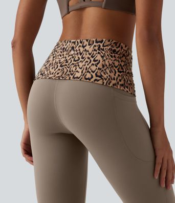 Halara UltraSculpt™ leggings de yoga bootcut de talle medio con estampado de leopardo, cintura plegable y bolsillos