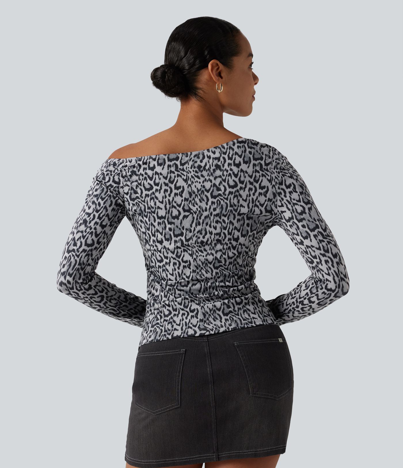 One Shoulder Long Sleeve Leopard Print Casual T-Shirt