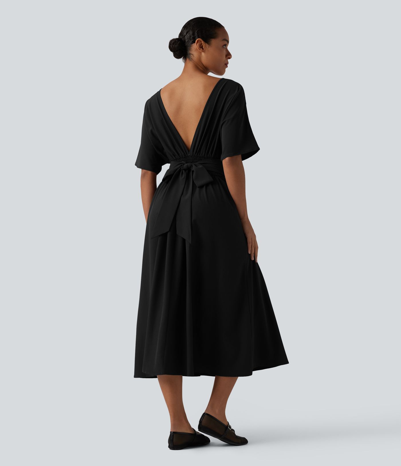 Round Neck Short Sleeve Tie Back Midi Casual Dress with Pockets