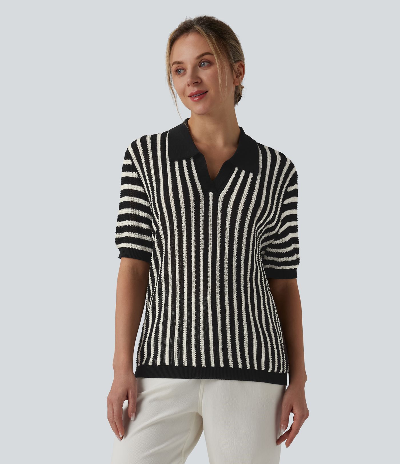 Ležérní svetr s krátkým rukávem a barevným blokovým pruhováním