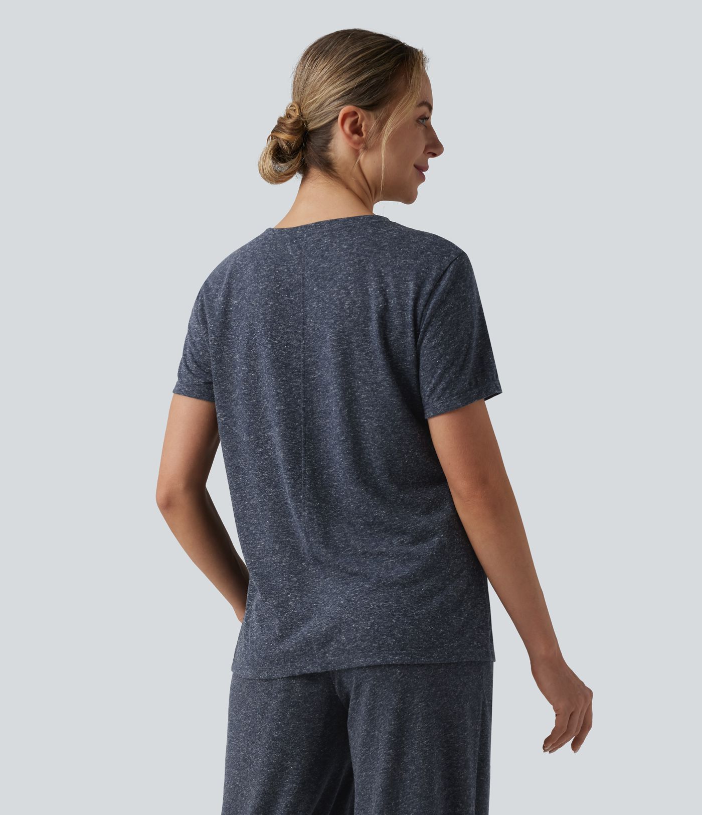 Lässiges T-Shirt aus Leinenmischung mit Rundhalsausschnitt und kurzen Ärmeln