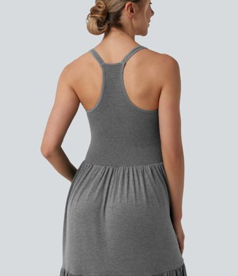 Lässiges, gerafftes Midikleid mit U-Ausschnitt, Seitentaschen und Racerback Lässiges, gerafftes Midikleid mit U-Ausschnitt, Seitentaschen und Racerback