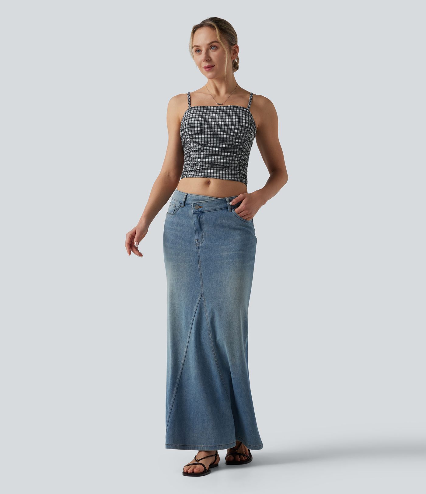 Gingham Ruched Cropped Workout Tank Top Gingham Ruched Cropped Workout Tank Top