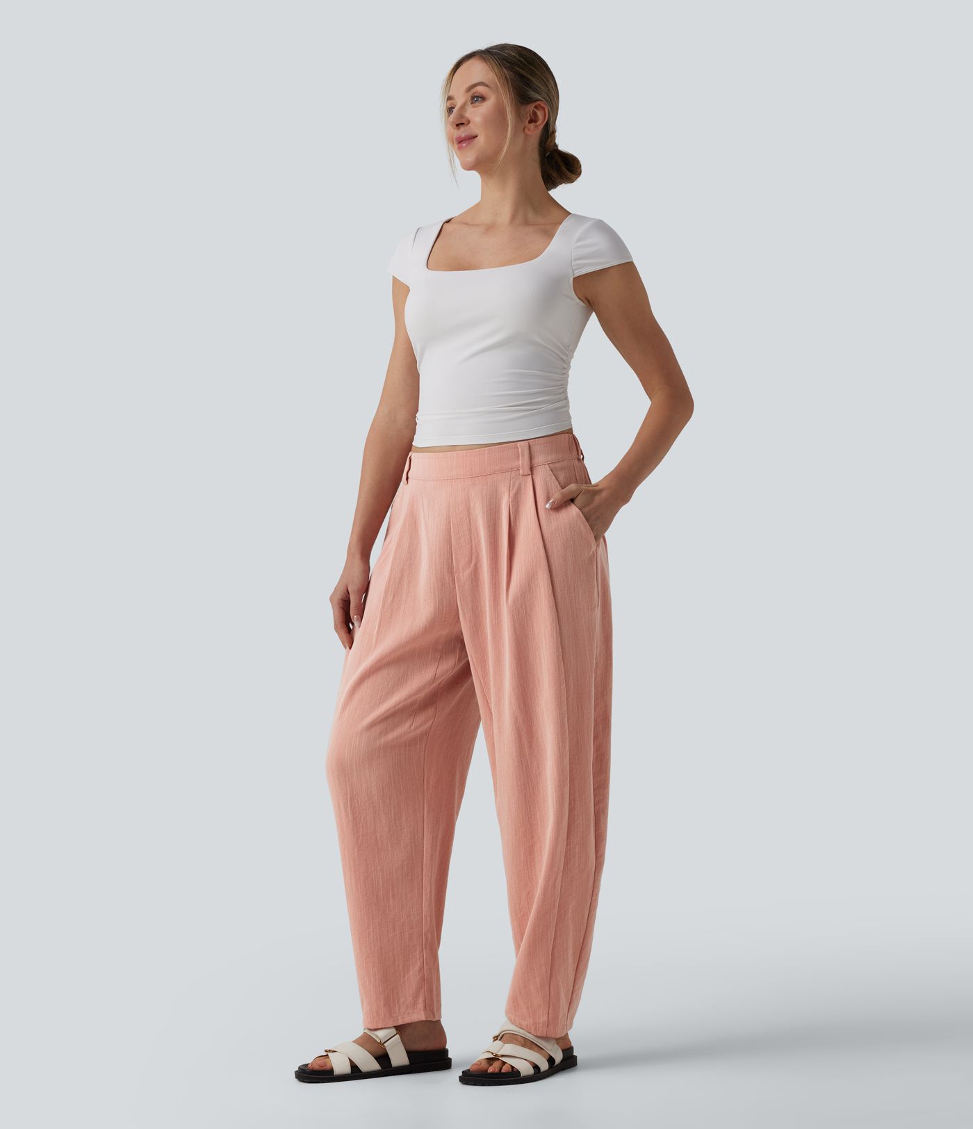 Lässige Hose in Leinenoptik mit mittelhohem Bund, Seitentaschen und Barrel-Leg