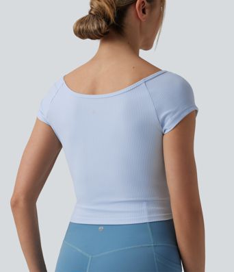 Haut de sport d'entraînement côtelé décolleté cœur manches courtes