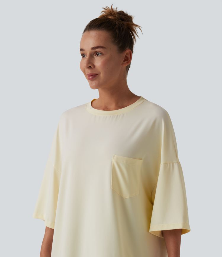Round Neck Casual T-Shirt with Pocket