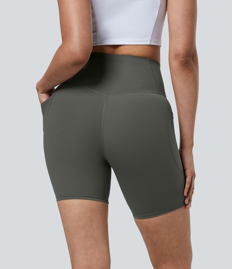 Short cycliste 17,5 cm d'entraînement gainant taille haute avec poches Halara UltraSculpt™