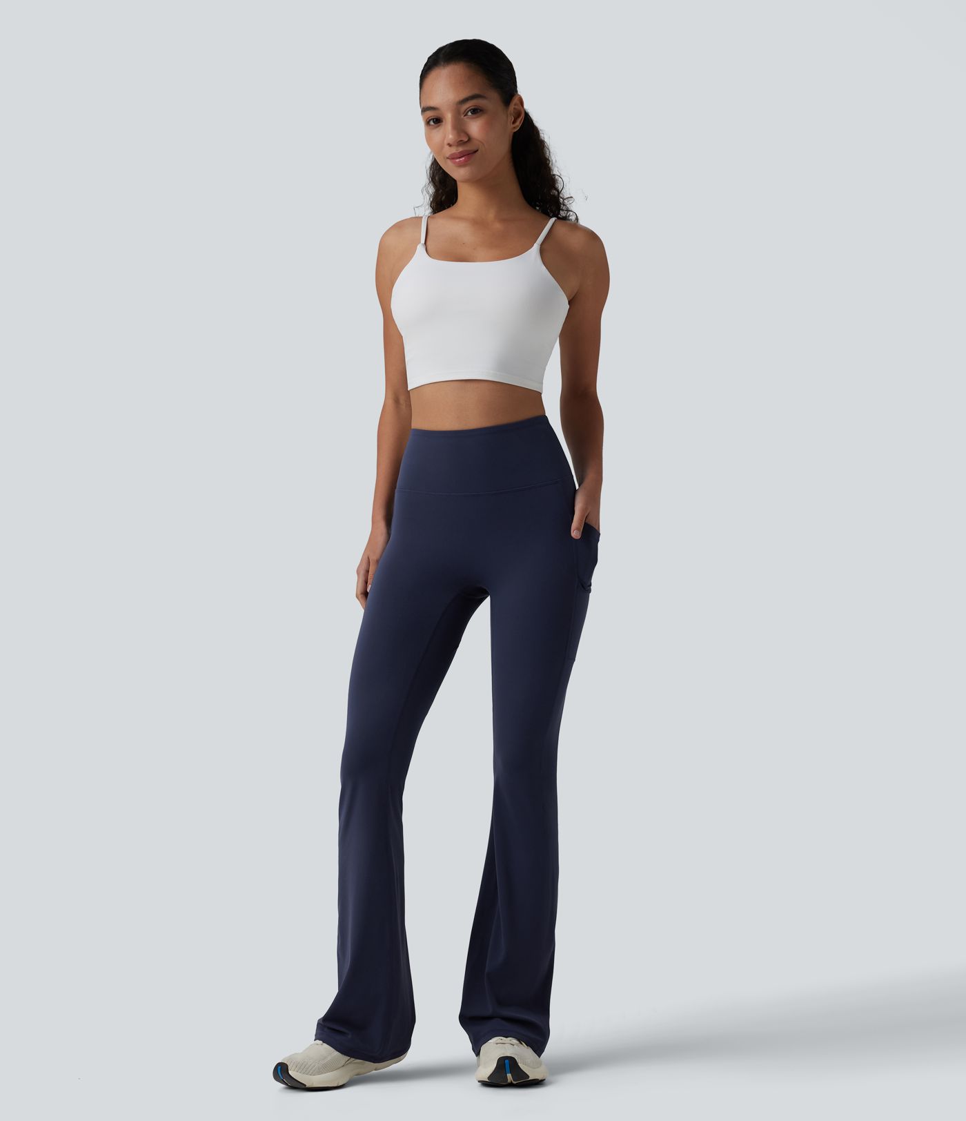 SoftlyZero™ Legging de yoga taille haute bootcut avec poches - UPF50+