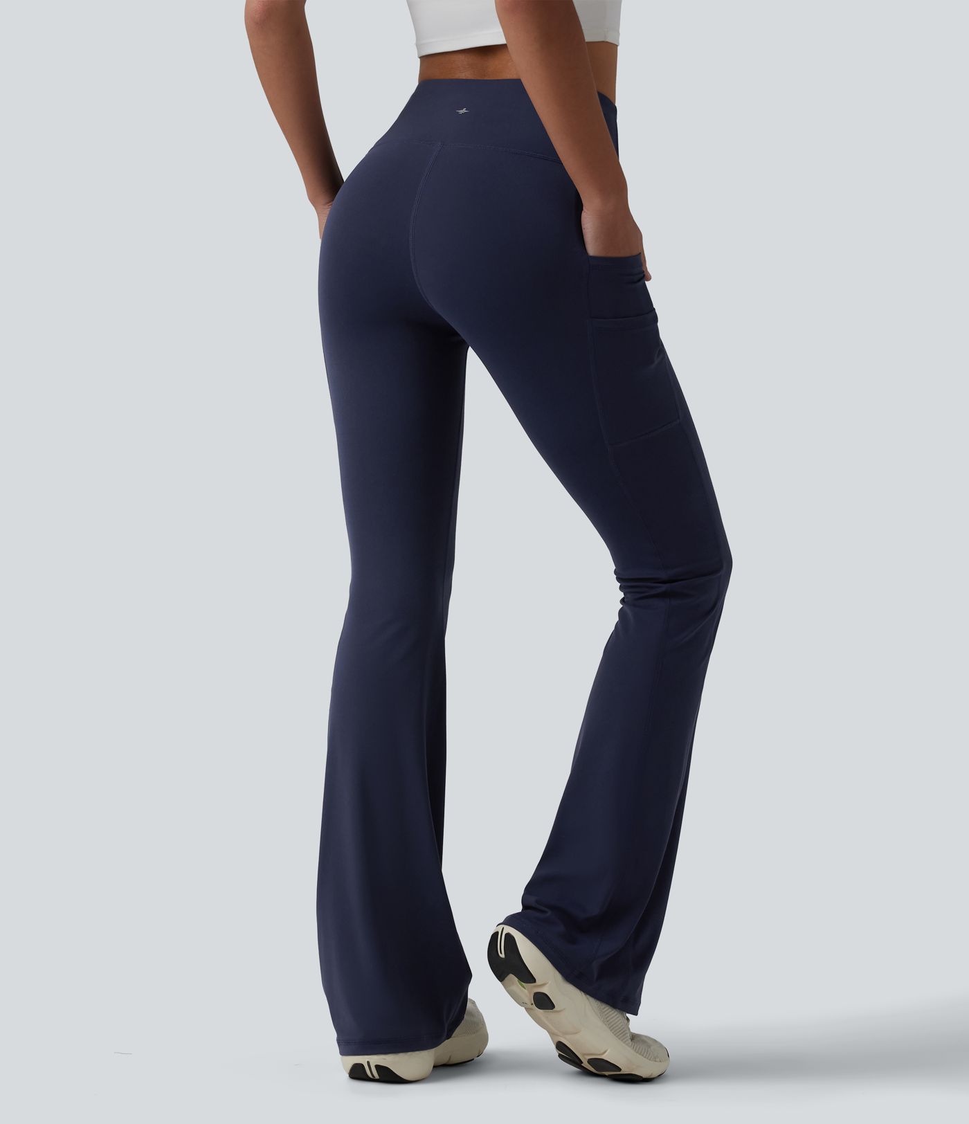 SoftlyZero™ Legging de yoga taille haute bootcut avec poches - UPF50+