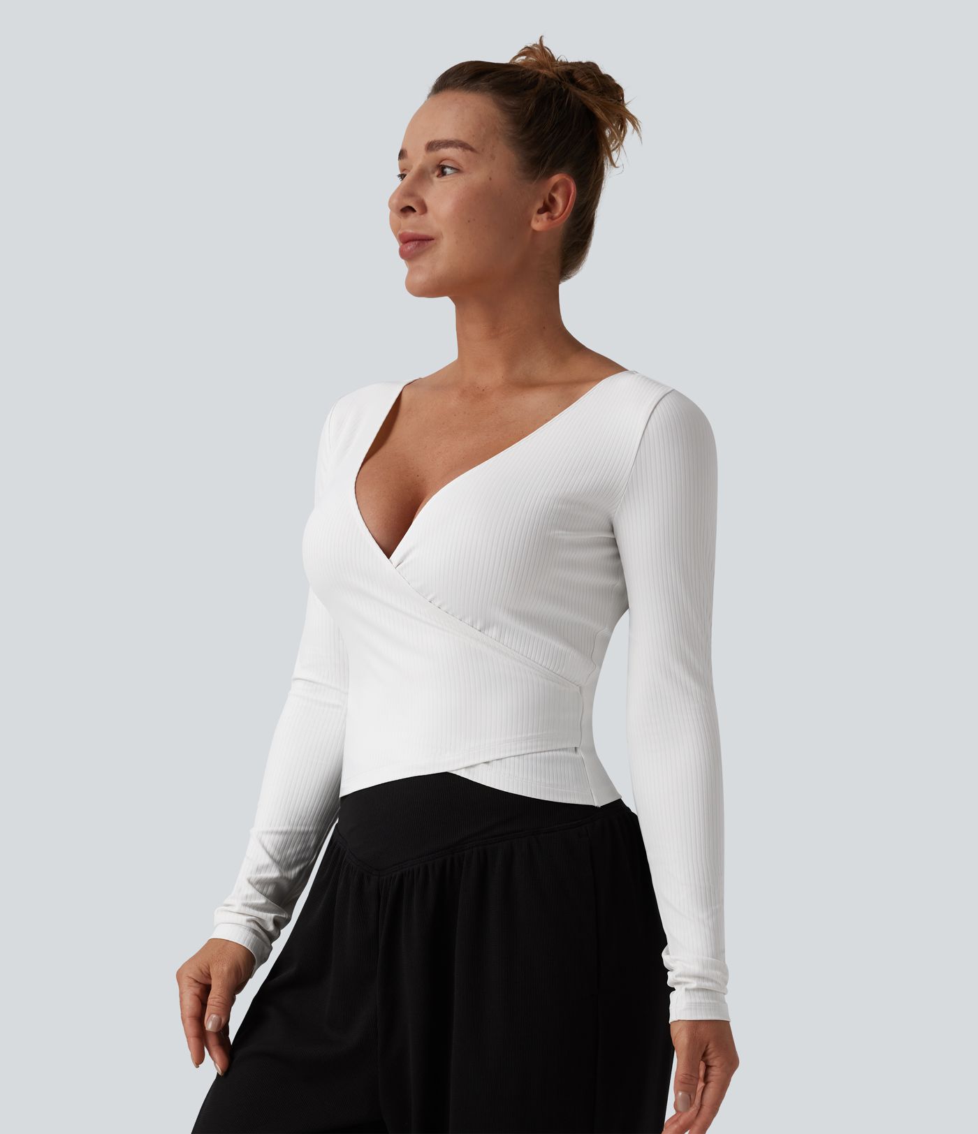 Yoga-Top mit Rippstrick mit V-Ausschnitt und langen Ärmeln