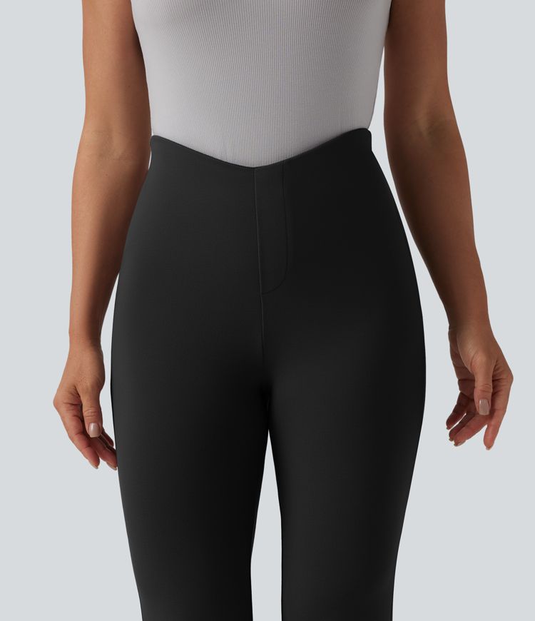 Schlaghose mit hohem V-förmigem Bund, Gesäßtaschen und Bauchkontrolle