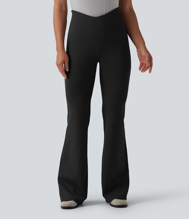 Schlaghose mit hohem V-förmigem Bund, Gesäßtaschen und Bauchkontrolle