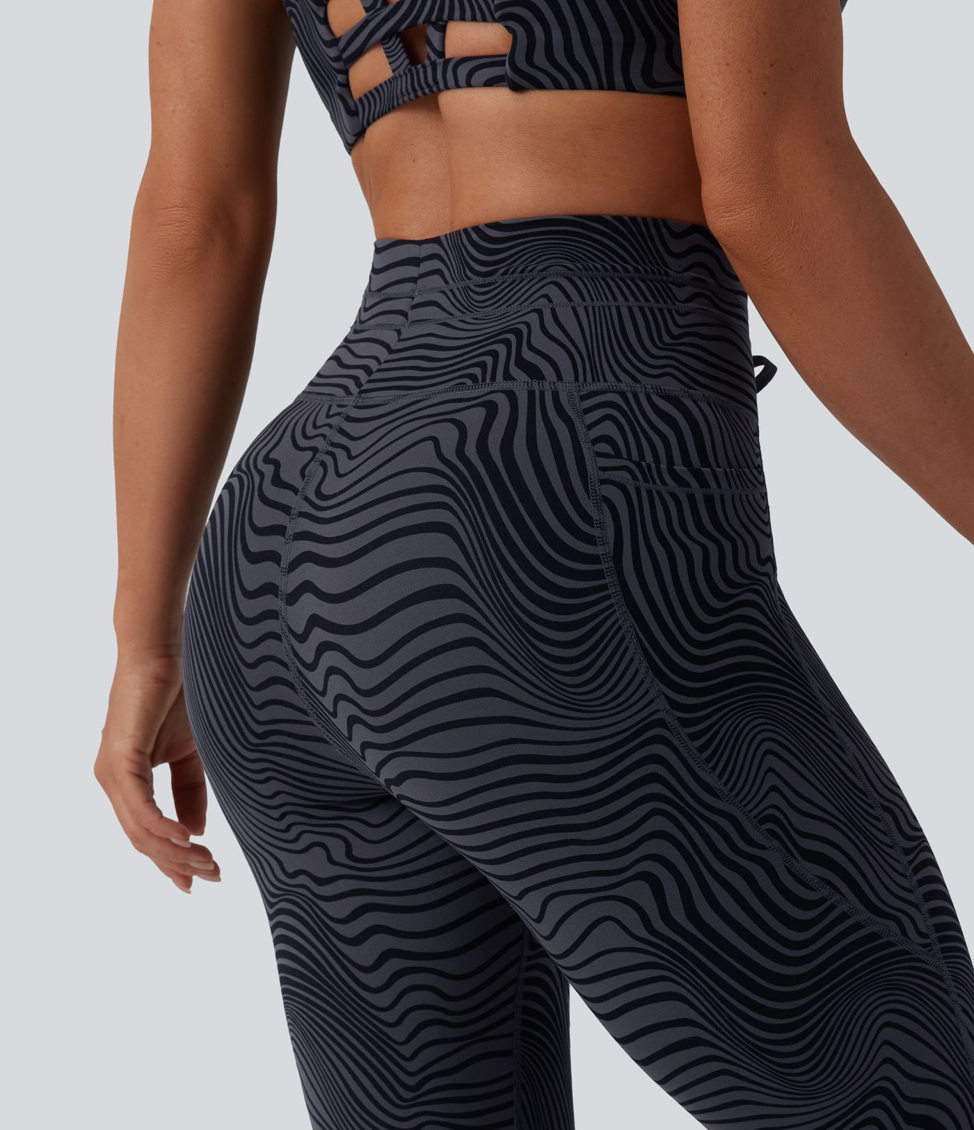 Halara UltraSculpt™ leggings de yoga taille haute à imprimé zèbre, à cordon de serrage et poches
