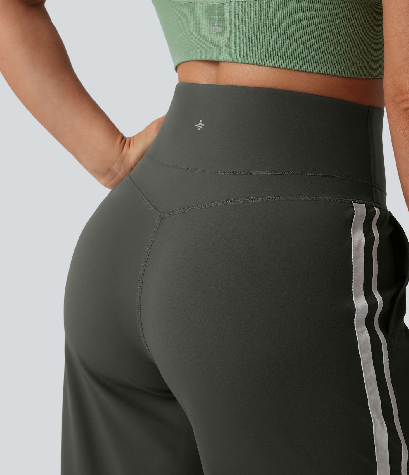 Halara UltraSculpt™ High Waisted Tummy Control Color Block Stripes Yoga Baggy Pants with Pockets