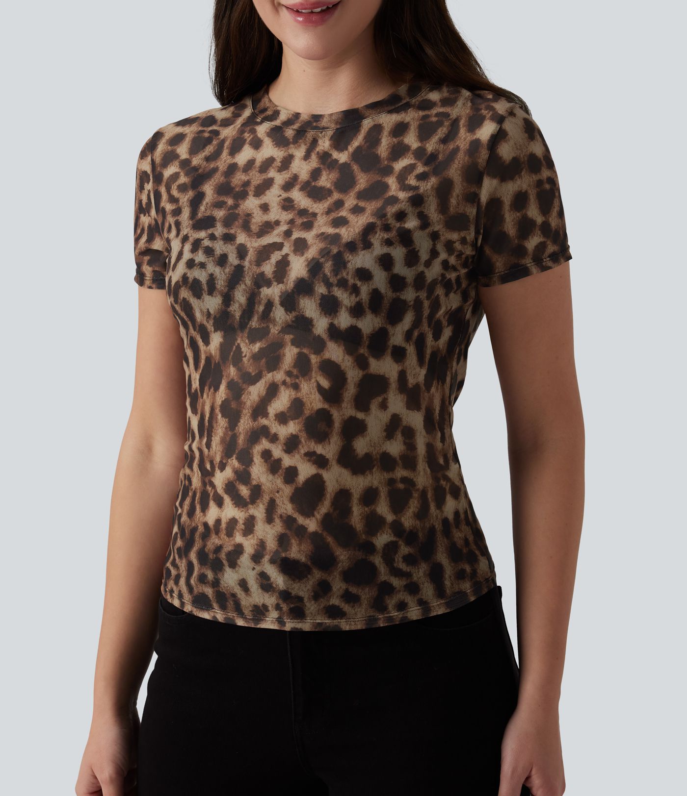 Round Neck Short Sleeve Leopard Print Casual T-Shirt