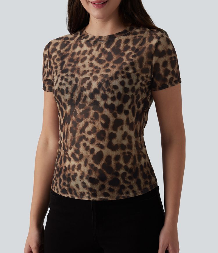 Round Neck Short Sleeve Leopard Print Casual T-Shirt