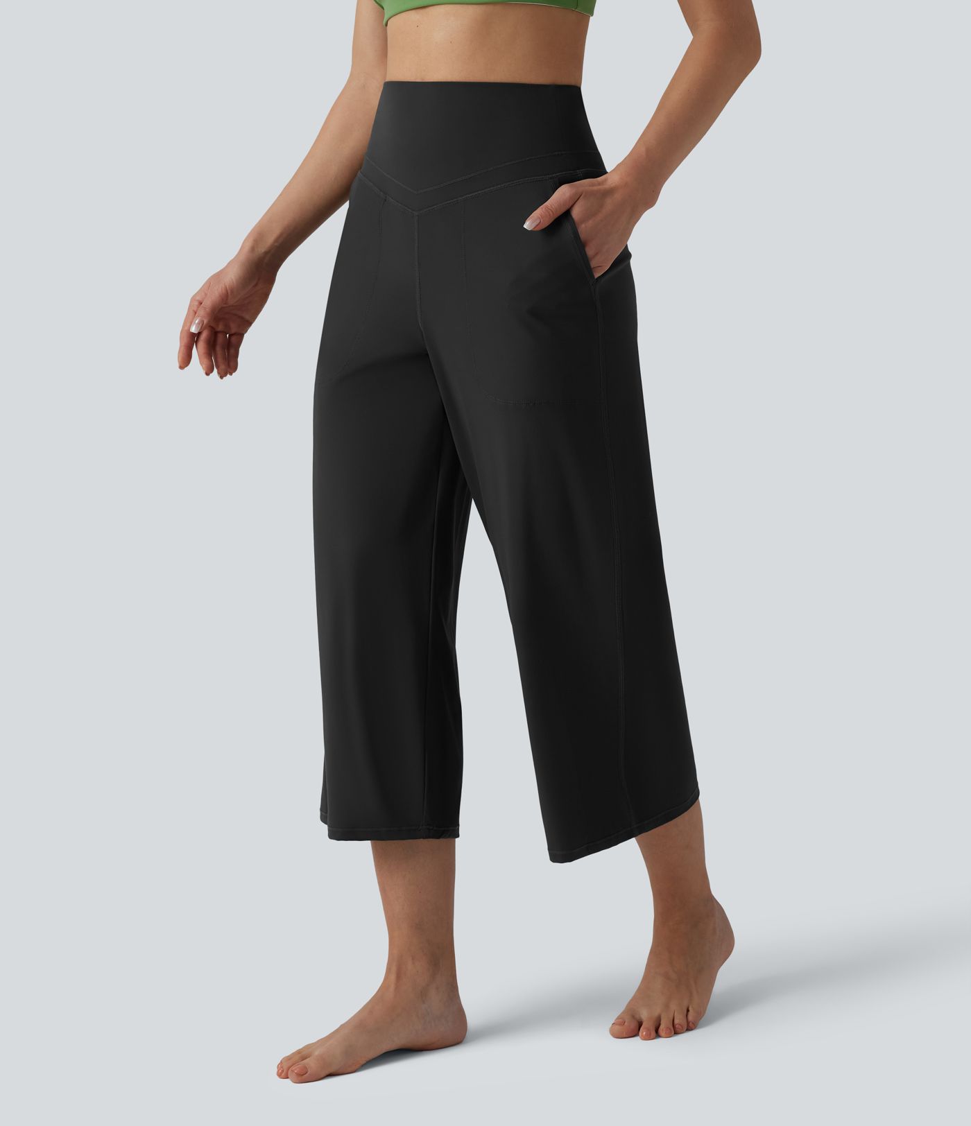 Halara UltraSculpt™ High Waisted Tummy Control Straight Leg Cropped Yoga Pants with Pockets