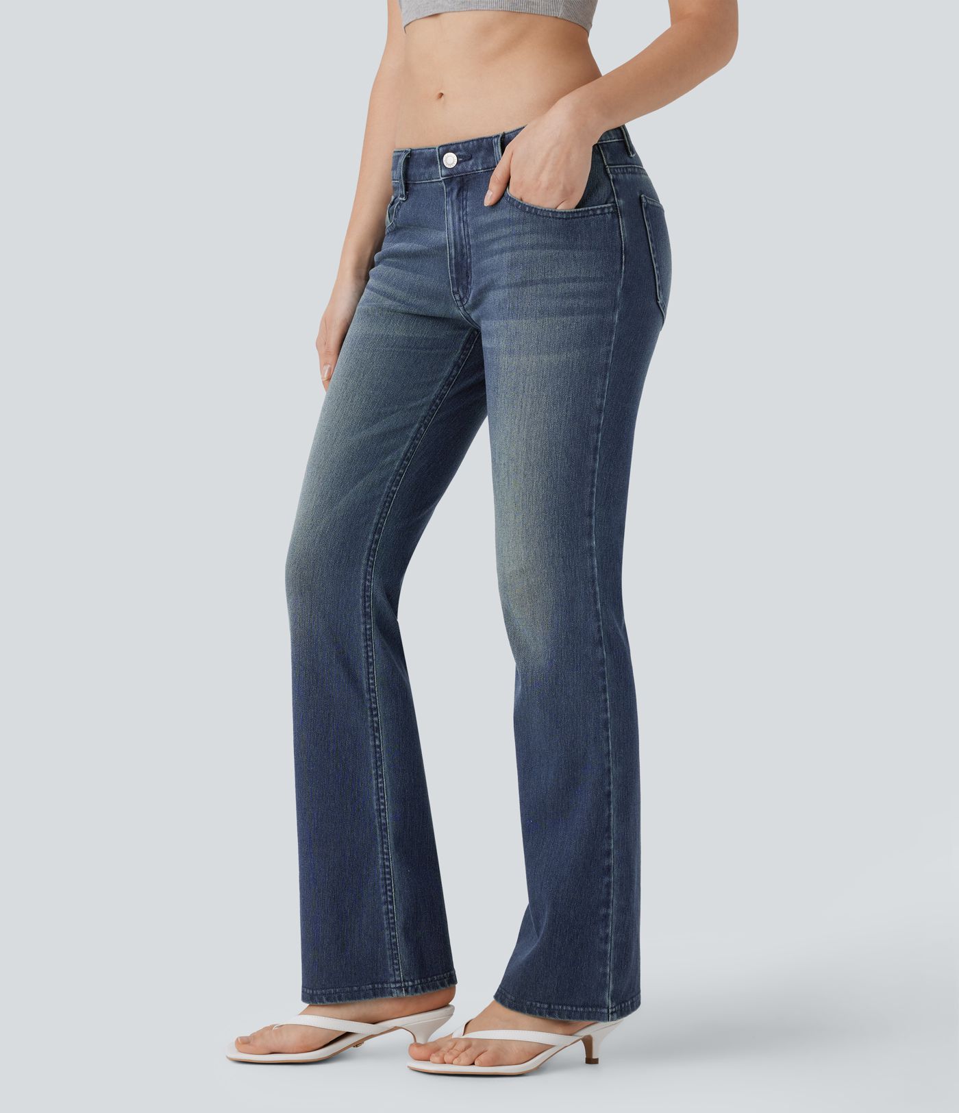 Jeans Halara Flex™ Denim tiro bajo múltiple bolsillo lavado elástico corte acampanado