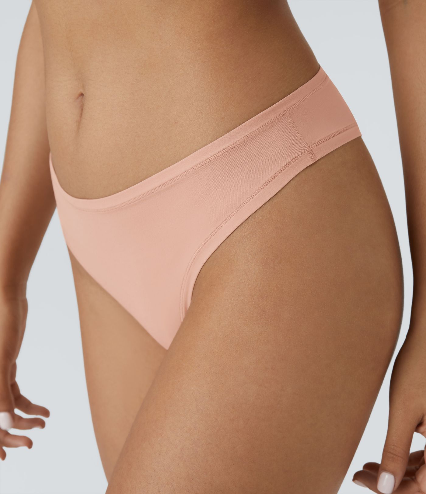 Hi-stretch skin-friendly low-waist panties