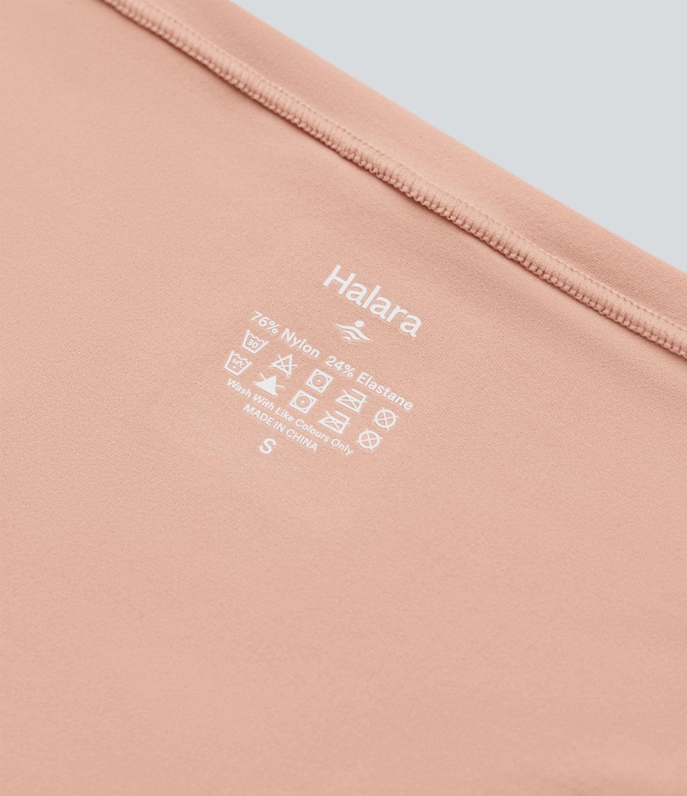 Hi-stretch skin-friendly low-waist panties