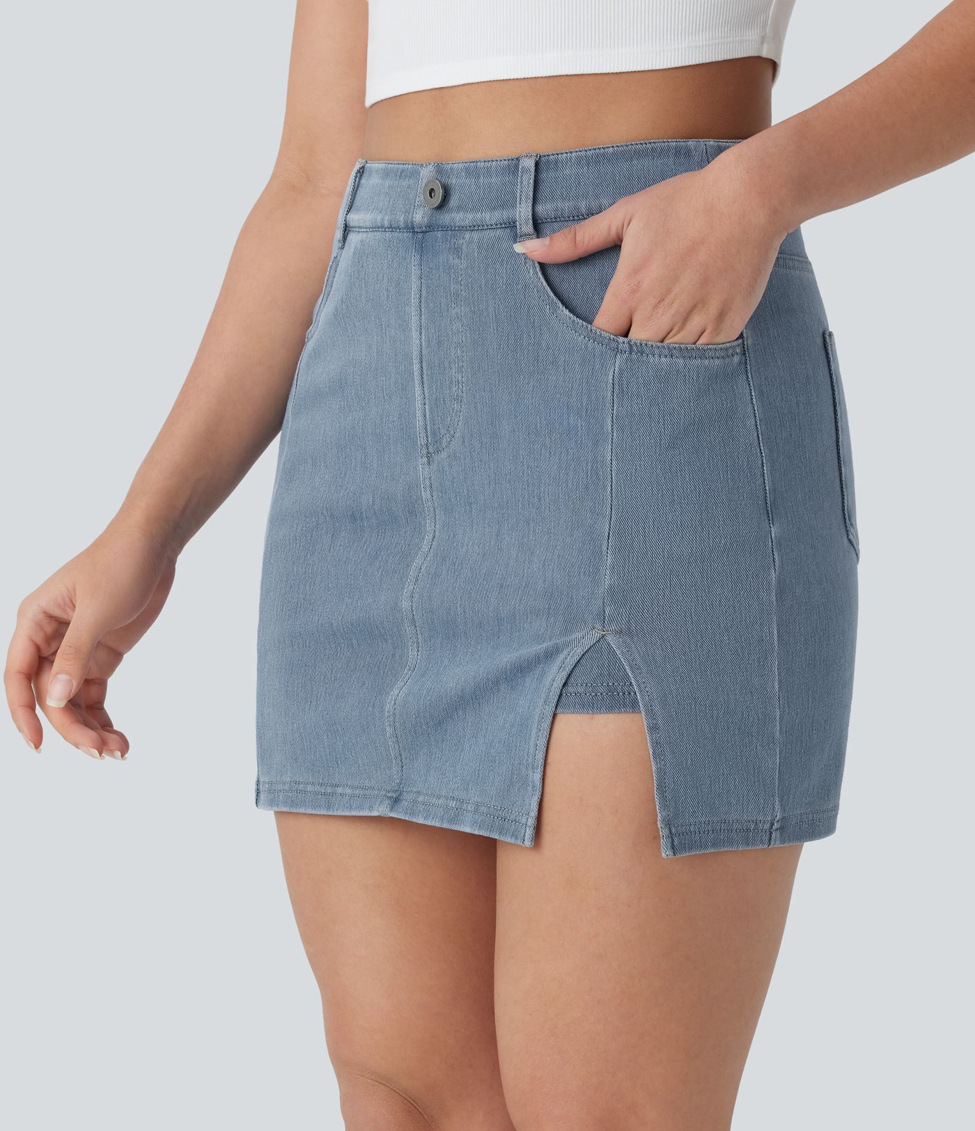 Halara Flex™ Jupe Mini décontractée en Jean Lavé à Taille Haute avec Poches 2-in-1
