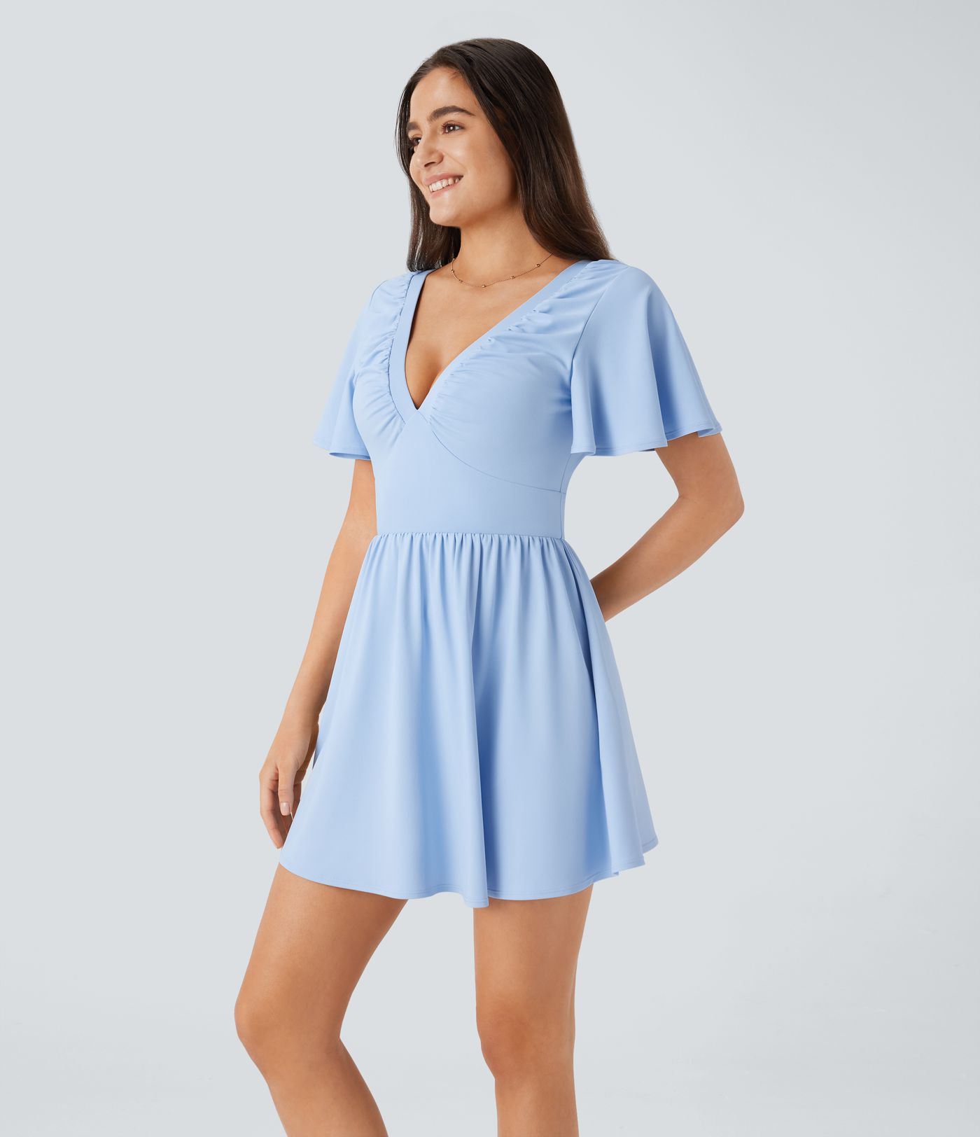 Rückenfreies, kurzärmliges, fließendes Mini-Babydoll-Kleid mit V-Ausschnitt und Bindeband am Rücken