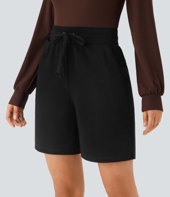 Lässige Bermuda-Shorts aus Sweatstoff mit hohem Bund, Seitentaschen und Kordelzug - 17,8 cm