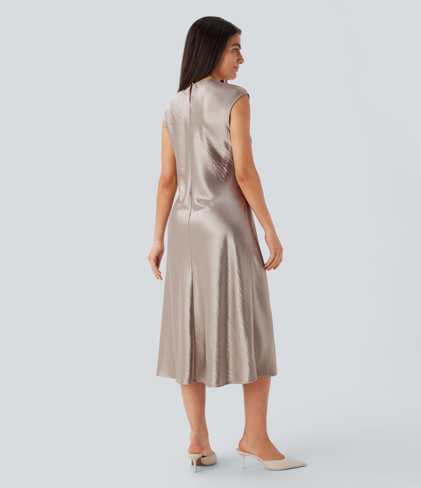 Vestido midi oficina satén cuello redondo manga corta forma A