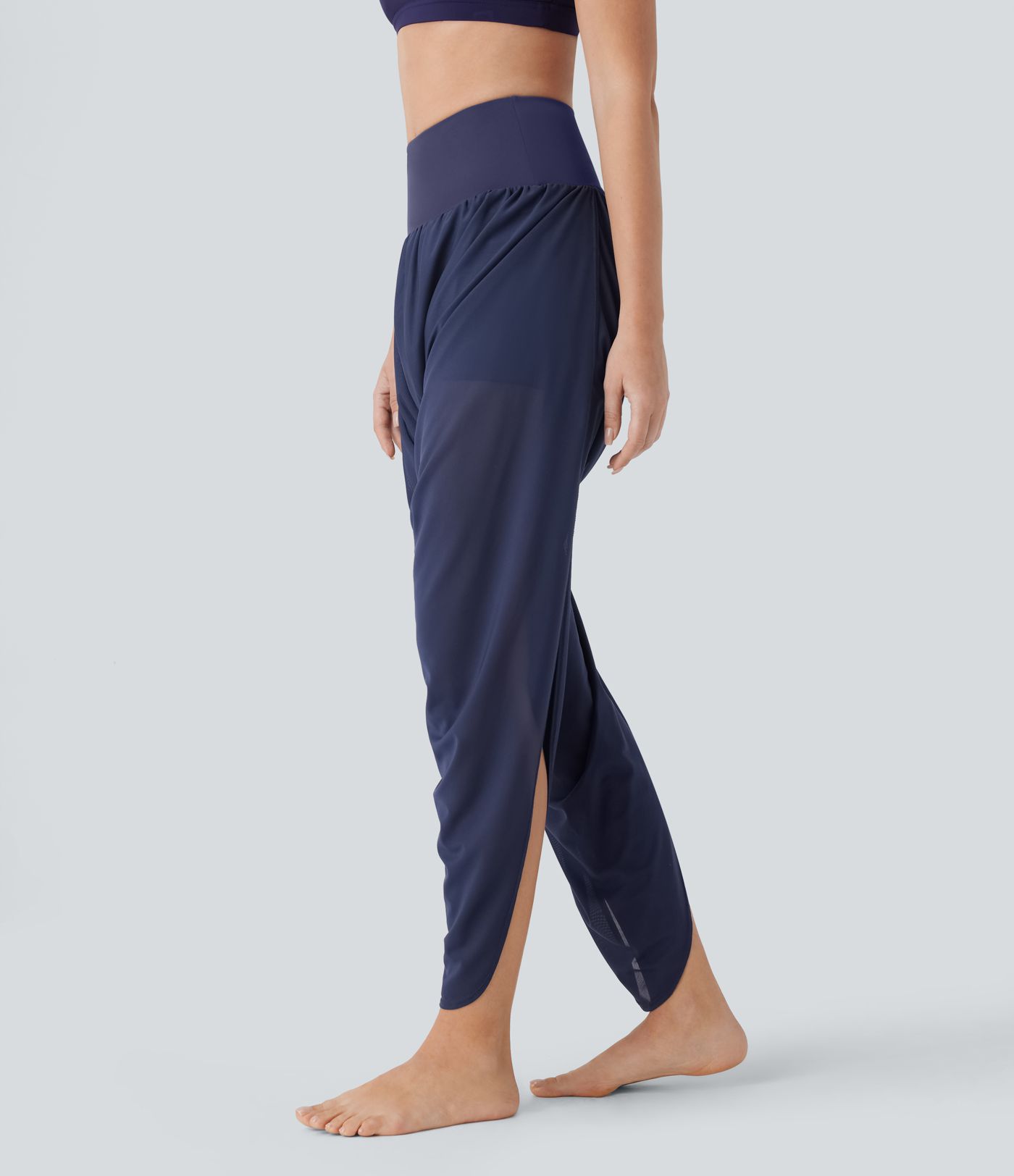 Pantalon de yoga deux-en-un à taille haute avec poches latérales, fronces et empiècements en résille contrastée