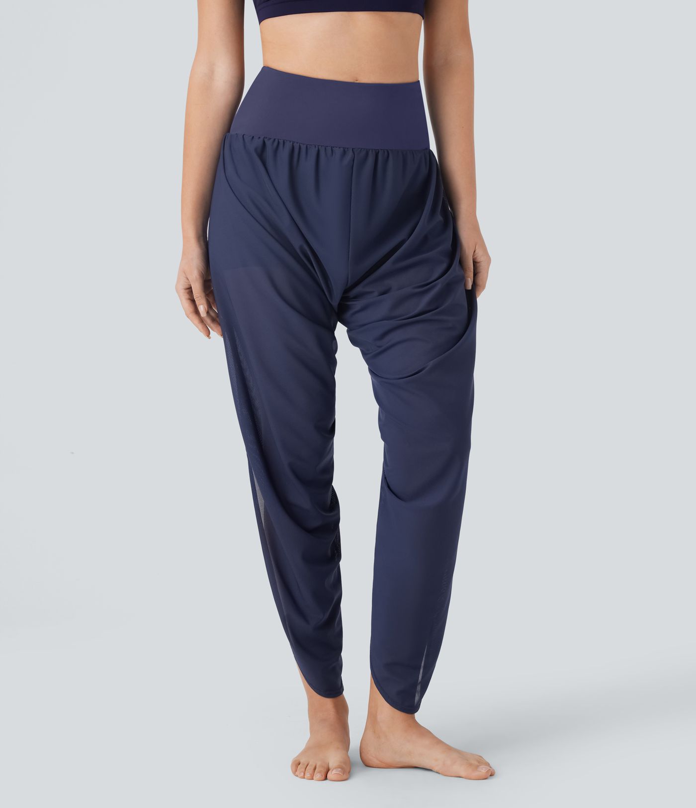 Pantalon de yoga deux-en-un à taille haute avec poches latérales, fronces et empiècements en résille contrastée