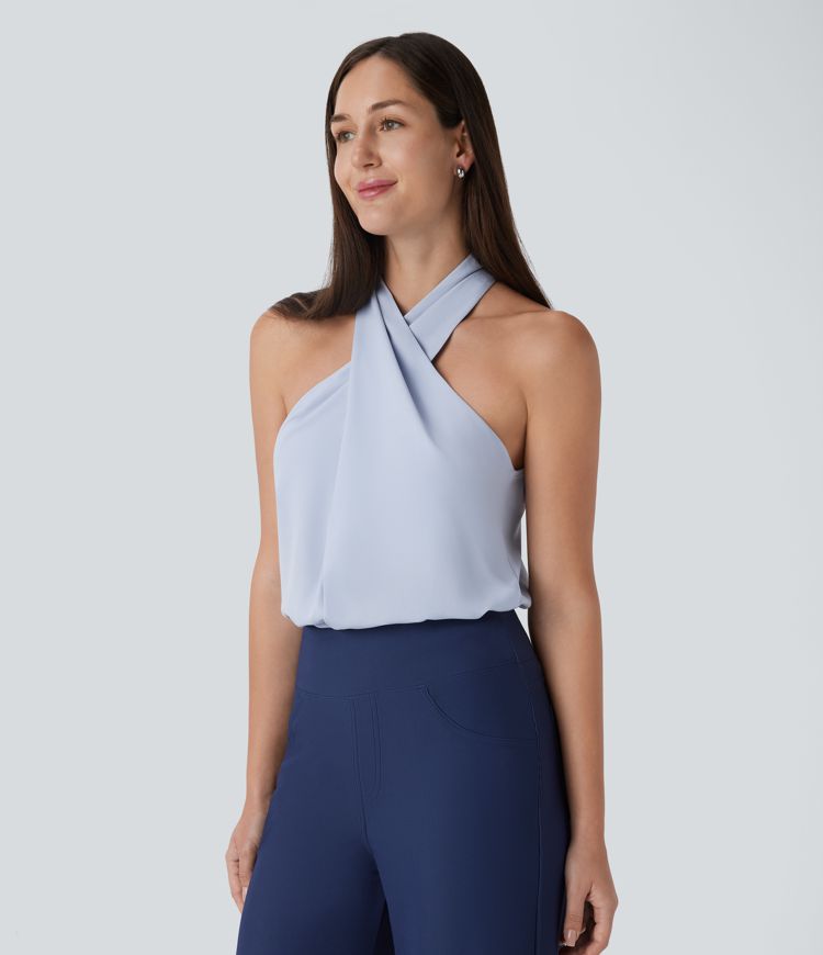 Crossover-Tanktop mit Neckholder und Knöpfen auf der Rückseite