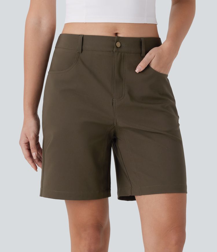 Wasserabweisende Wandershorts mit mittelhohem Bund, Knopfverschluss und mehreren Taschen - 17,8cm