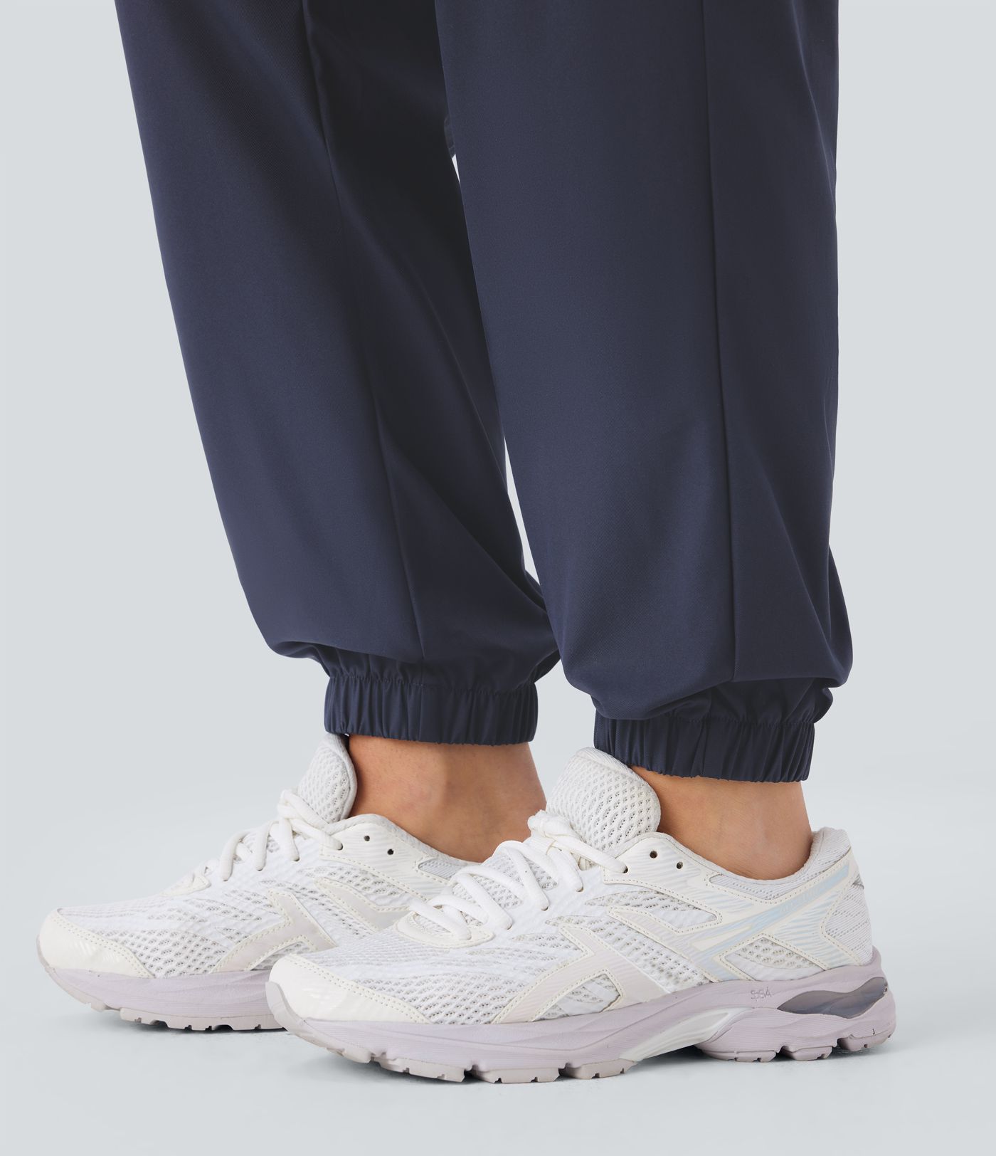 Water Repellent Wear-Resistant Mid Rise Belted Multiple Pockets Hiking Cargo Joggers