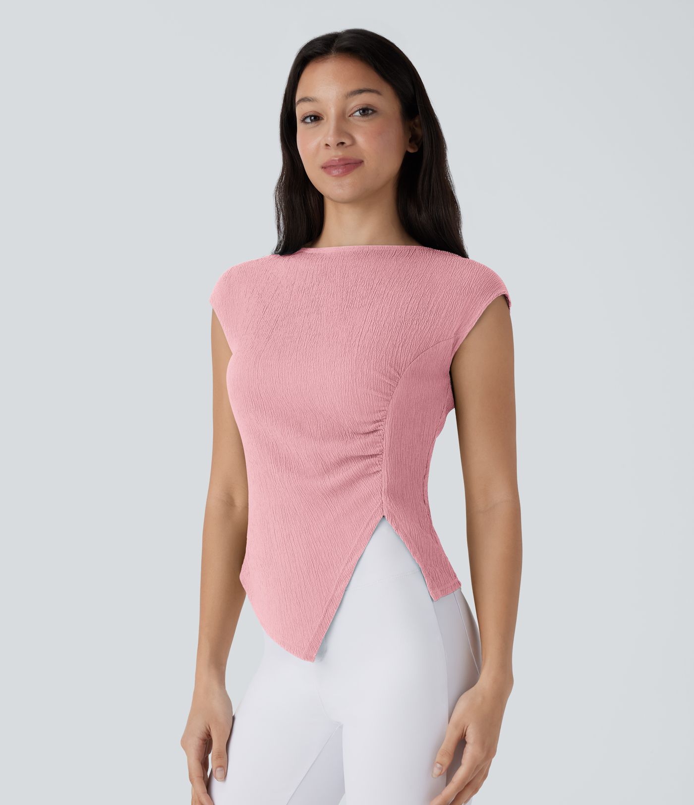 Haut décontracté encolure bateau manches courtes froncé avec fente ourlet asymétrique