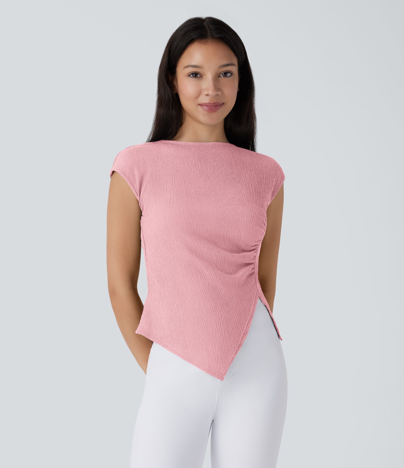 Haut décontracté encolure bateau manches courtes froncé avec fente ourlet asymétrique