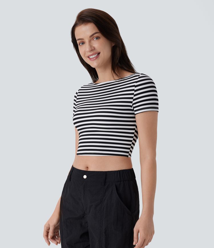 Camiseta oficina cuello barco rayas corte ajustado gofre