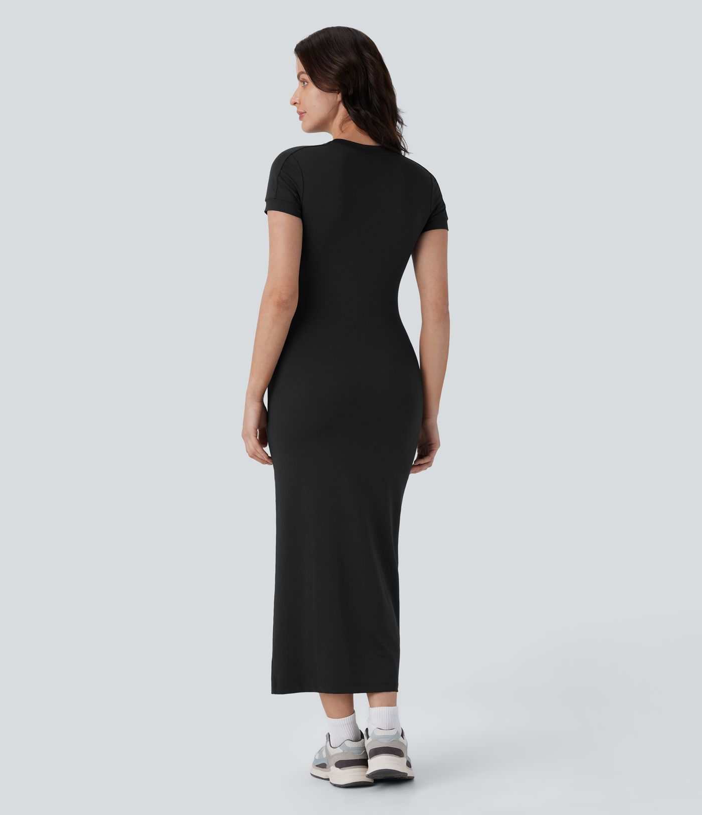 Vestido camisero ajustado cuello V manga corta abertura media